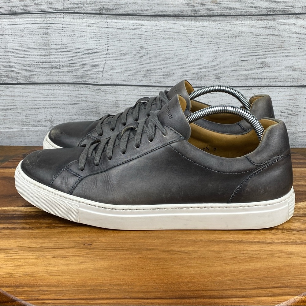 Magnanni Gray Leather Sneakers